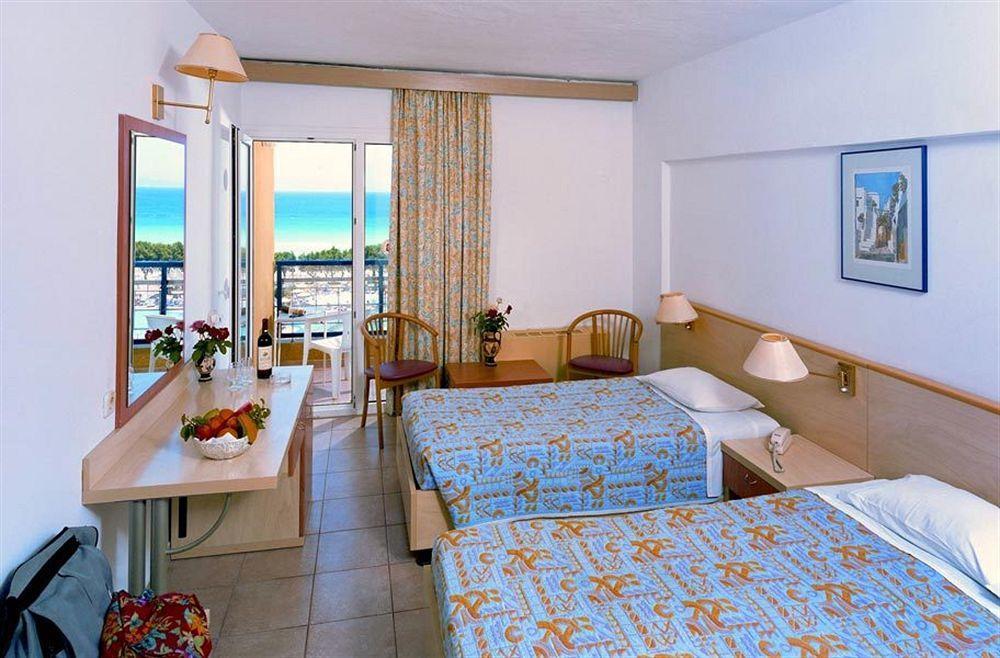 Doreta Beach Theologos  Room photo